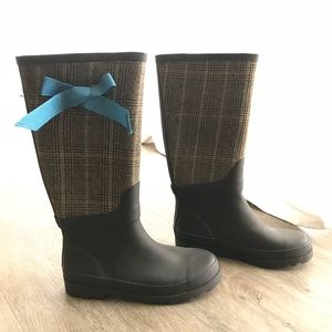 Light used J Crew Rainboots - Plaid and Blue Bows